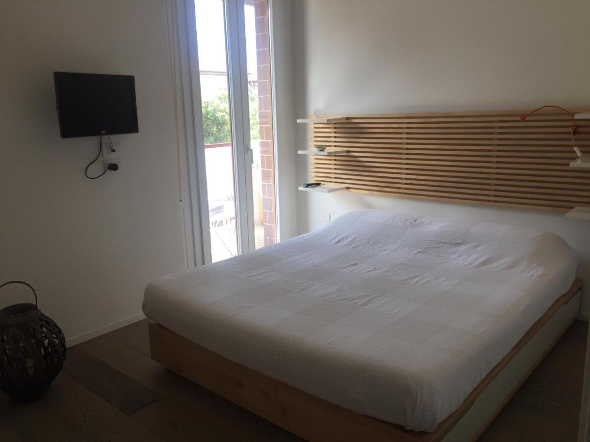 Suite Mare Centro Pesaro Ngoại thất bức ảnh